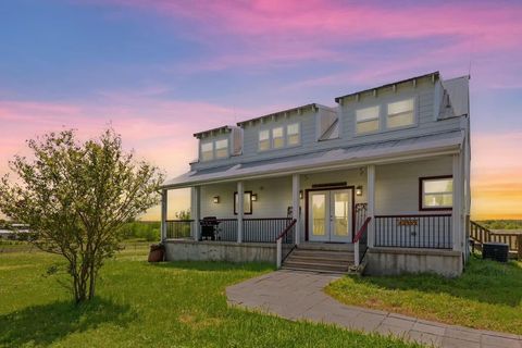 13484 Avis RD Dale TX 78616