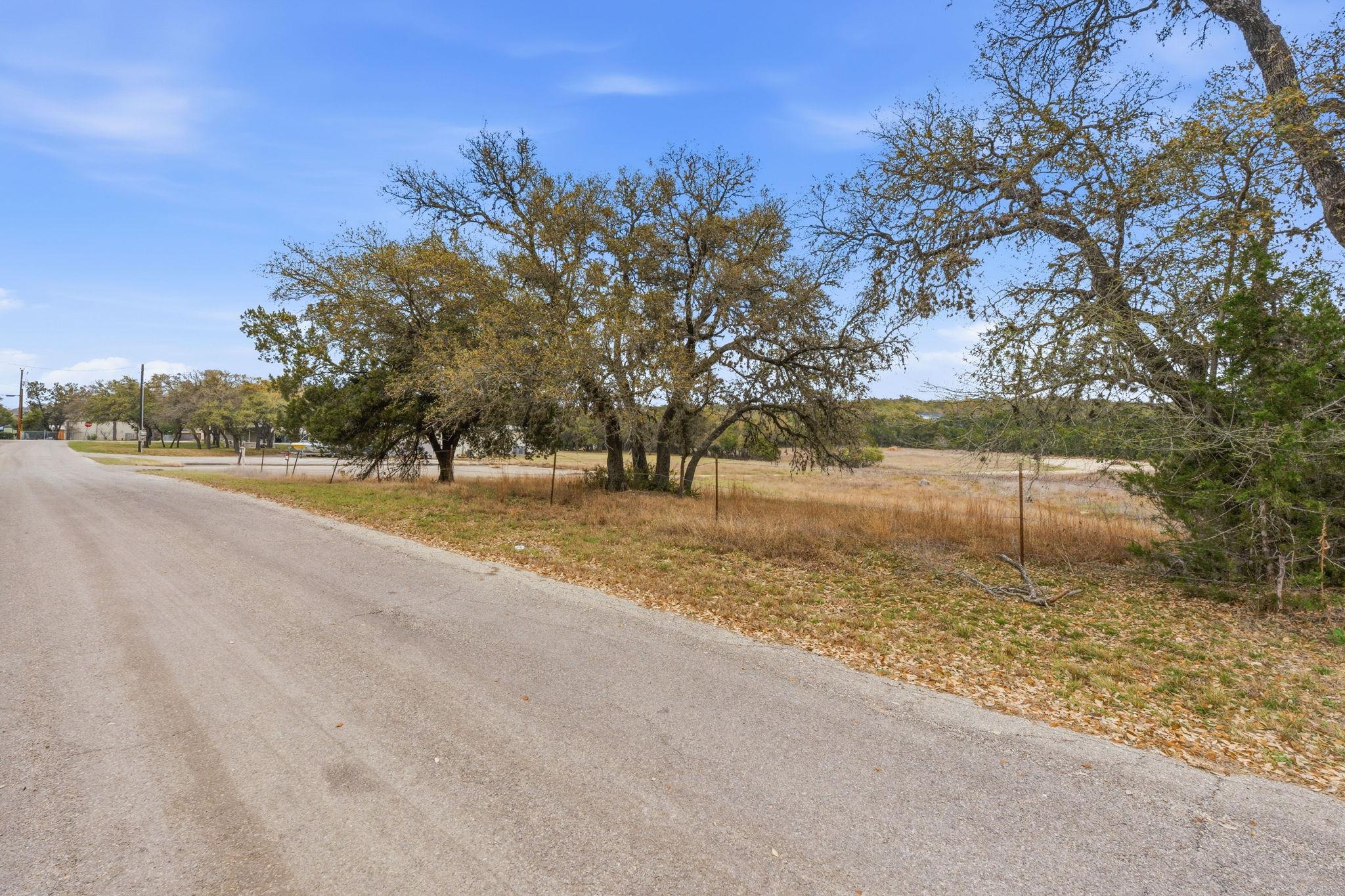 226 Lake Pettit Dr DR