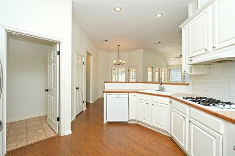 Tiny photo for 10917 Ballybunion PL, Austin, TX 78747 (MLS # 4994172)