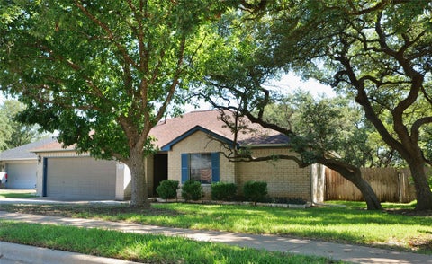 Photo of 615 Blue Oak CIR, Cedar Park, TX 78613 (MLS # 3132630)