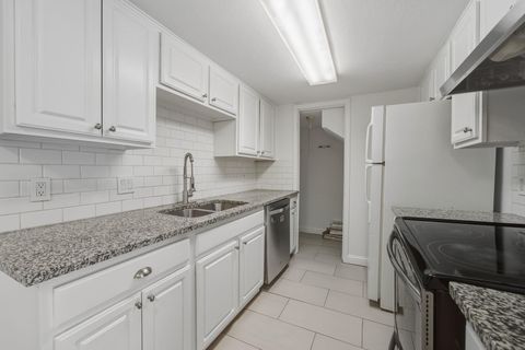 Tiny photo for 2124 Burton DR #125, Austin, TX 78741 (MLS # 6749819)