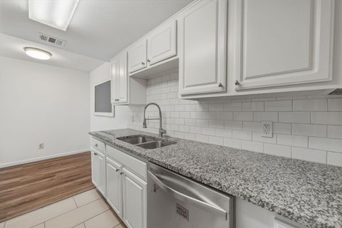Tiny photo for 2124 Burton DR #125, Austin, TX 78741 (MLS # 6749819)