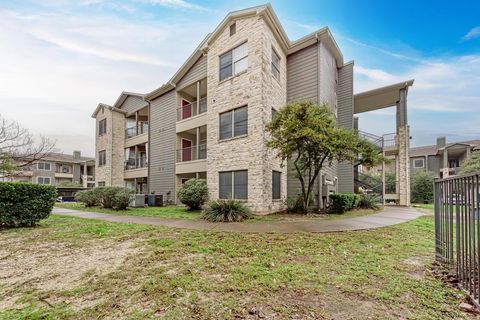 Photo of 2320 Gracy Farms LN #633, Austin, TX 78758 (MLS # 9984186)