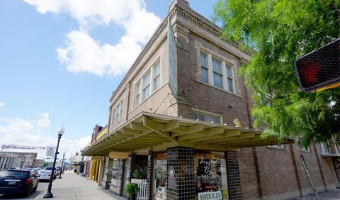 Photo of 321 N Main ST, Taylor, TX 76574 (MLS # 6080391)