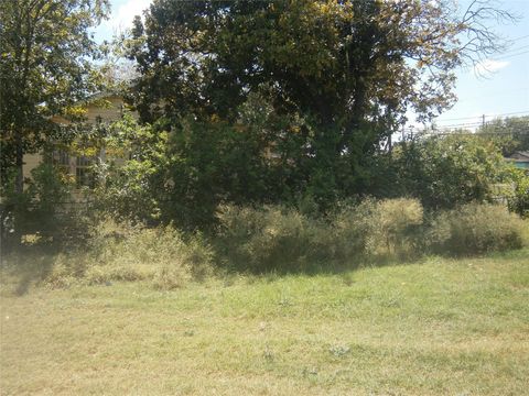Tiny photo for 7411 NE Carver Ave, Austin, TX 78752 (MLS # 1826165)