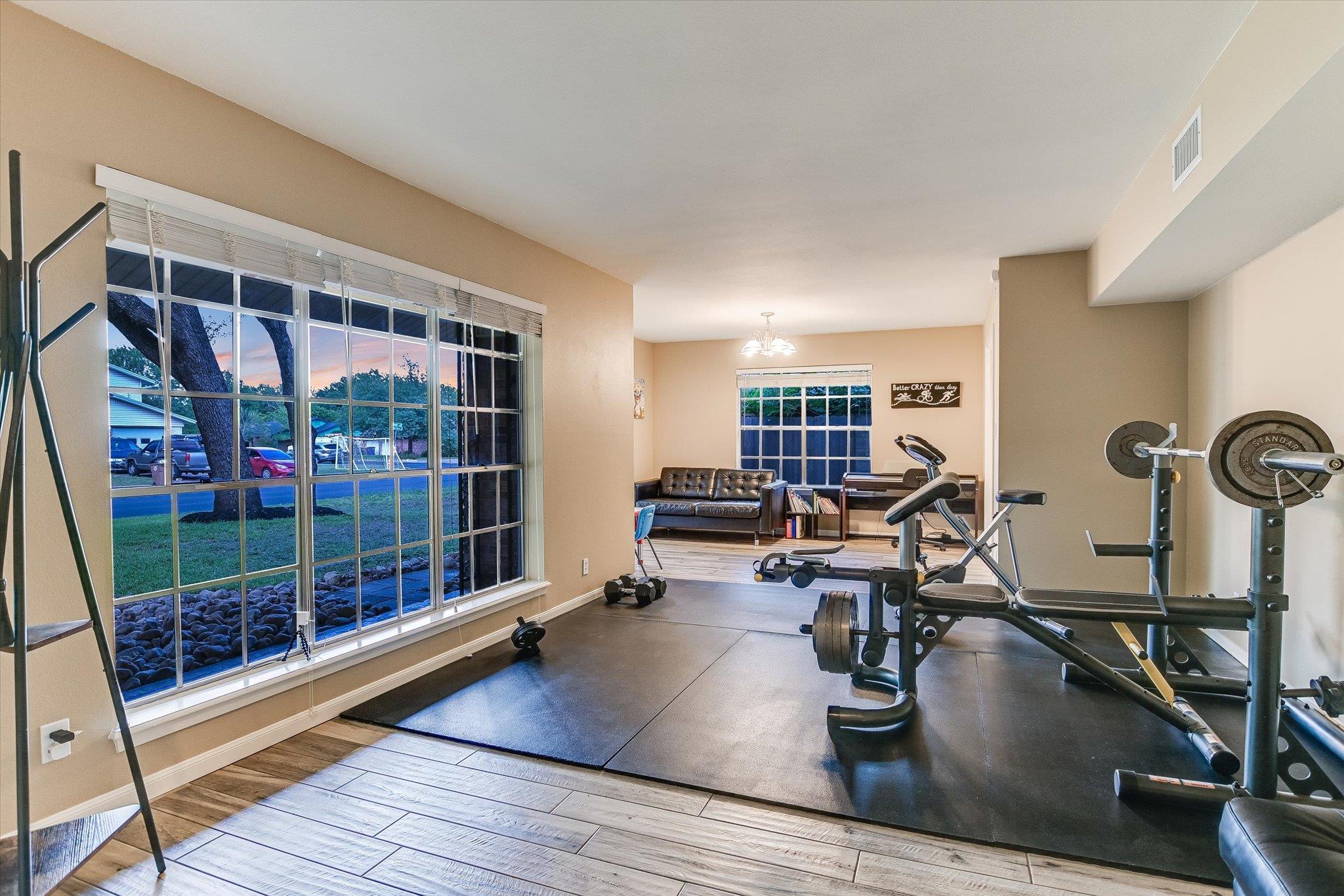 Austin, Texas 78758, United States, 5 Bedrooms Bedrooms, ,3 BathroomsBathrooms,Residential,Active,133760