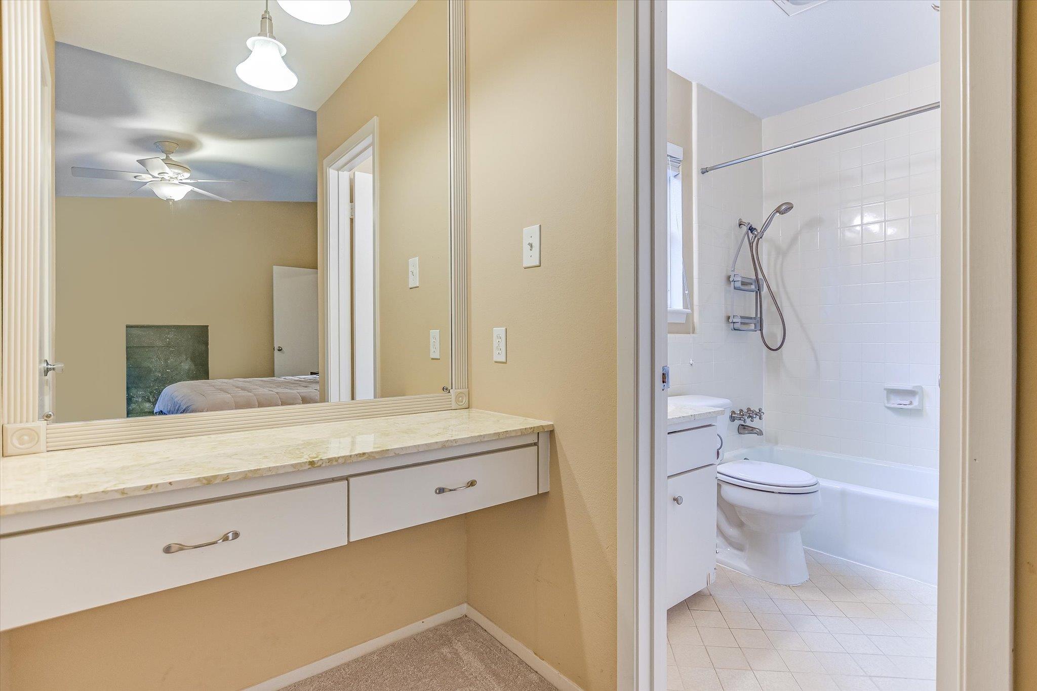 Austin, Texas 78758, United States, 5 Bedrooms Bedrooms, ,3 BathroomsBathrooms,Residential,Active,133760
