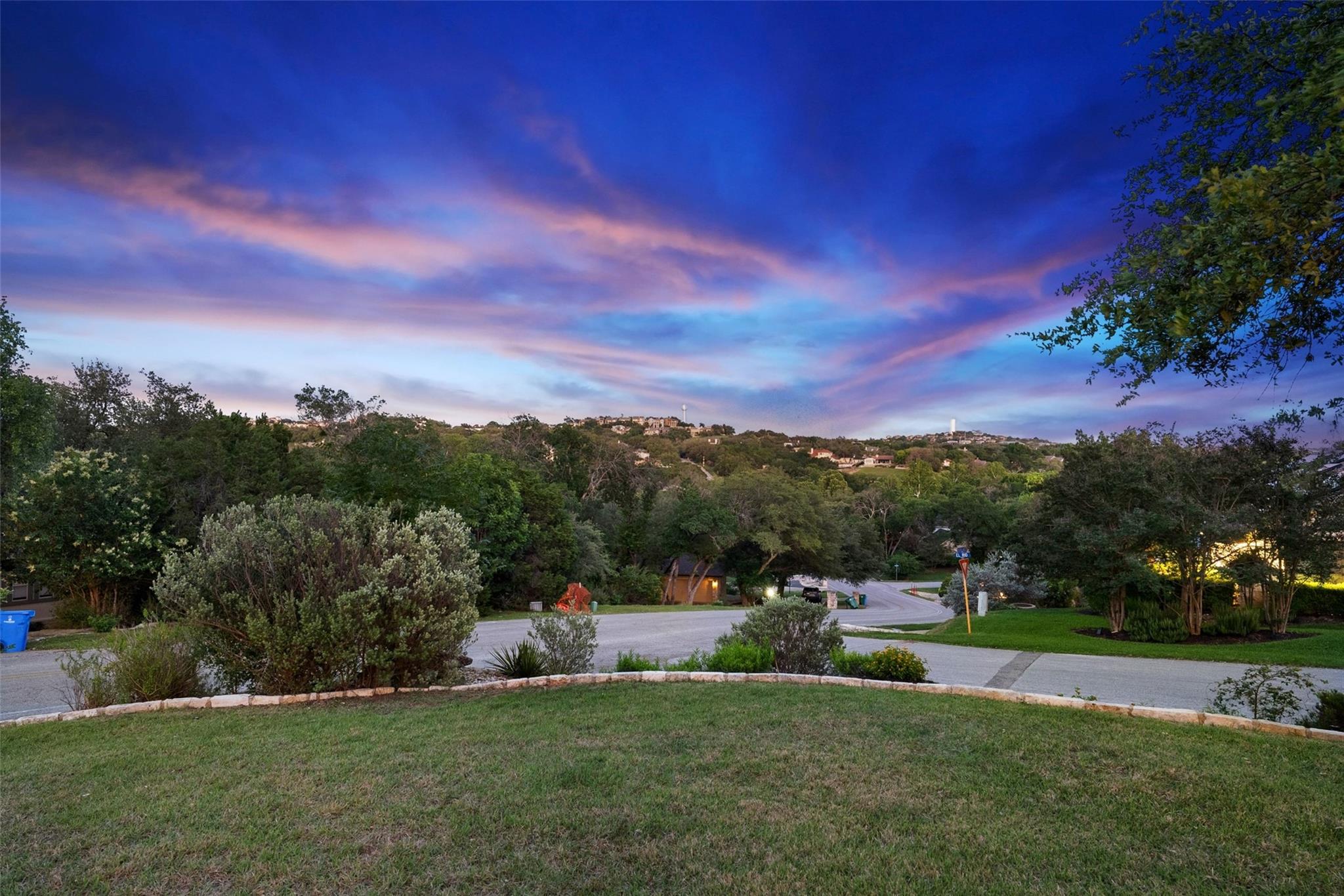 213 El Rio DR