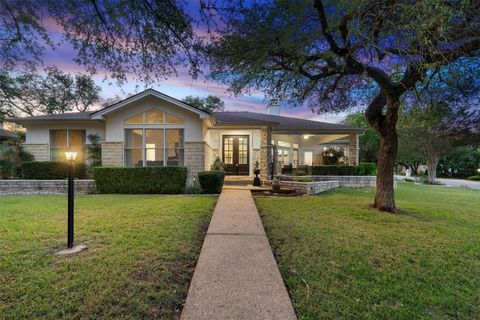 Photo of 213 El Rio DR, Lakeway, TX 78734 (MLS # 8375231)