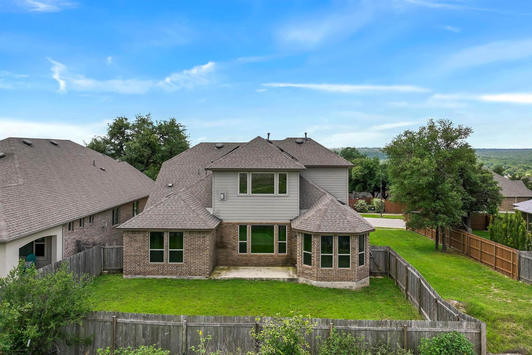 505 Fair Oaks DR