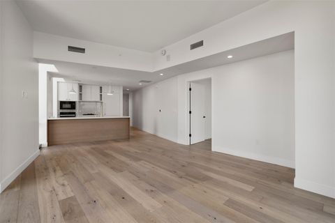 Tiny photo for 70 Rainey ST #2102, Austin, TX 78701 (MLS # 2635255)