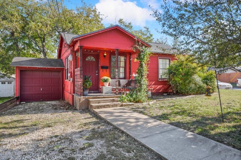 Tiny photo for 3301 Robinson Ave, Austin, TX 78722 (MLS # 3427399)