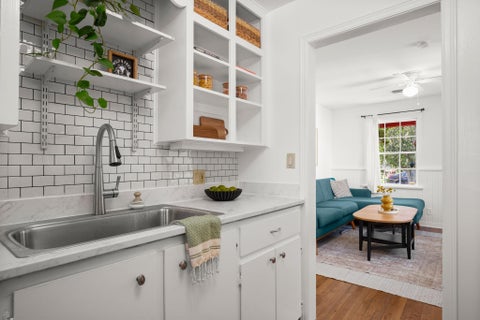 Tiny photo for 3301 Robinson Ave, Austin, TX 78722 (MLS # 3427399)