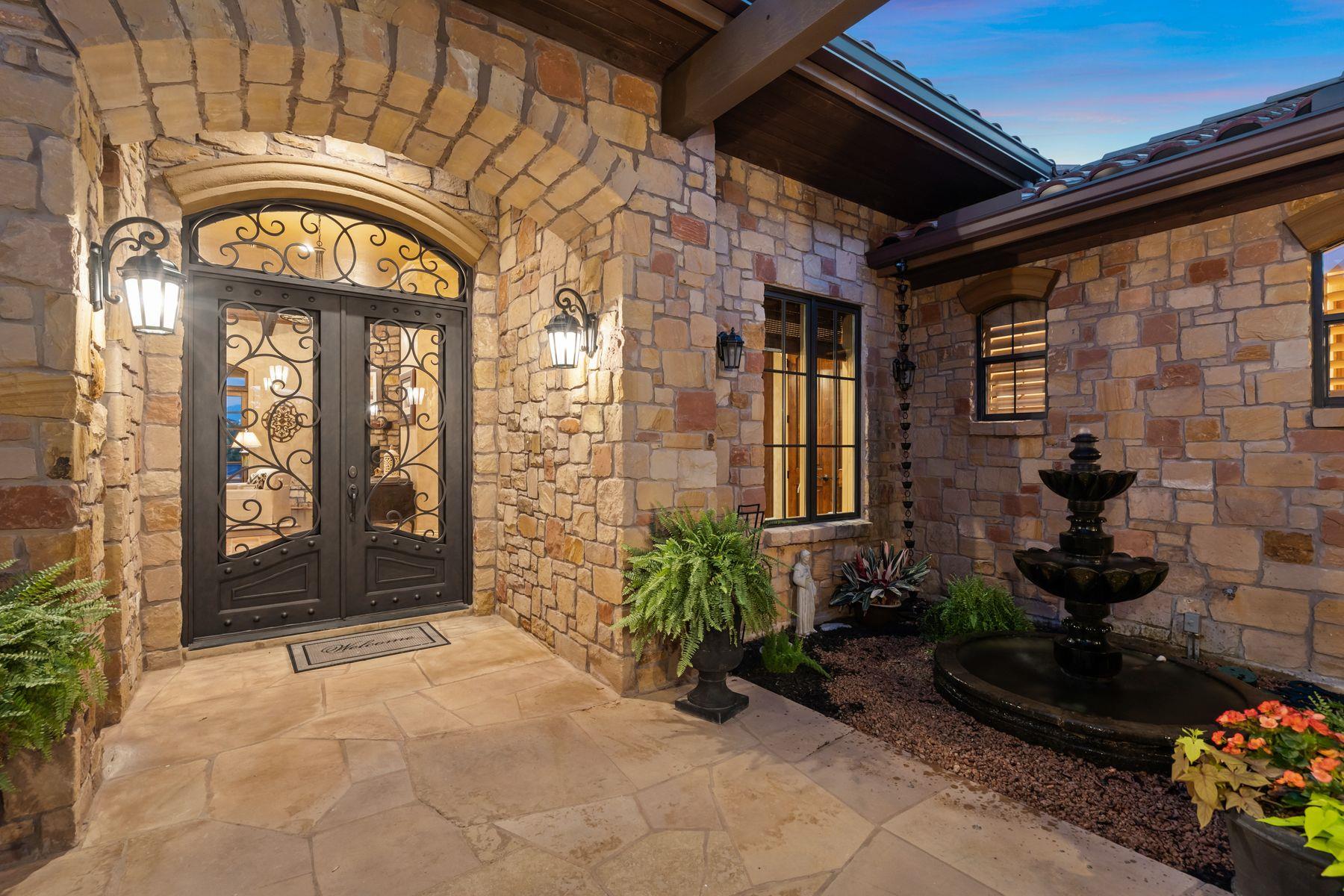 481 Chimney Cove DR