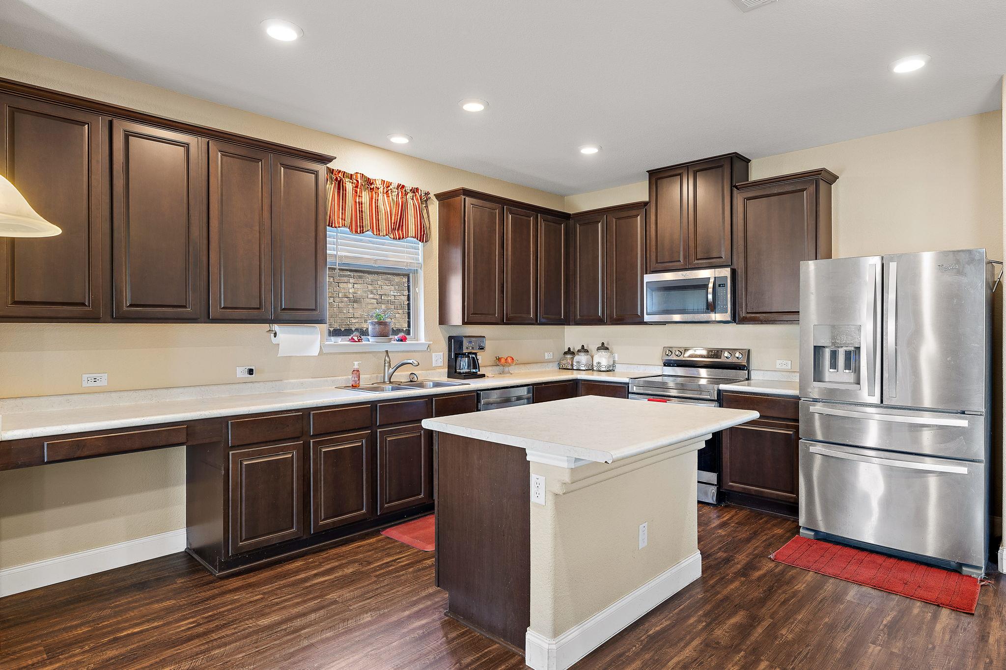 2950 E Old Settlers BLVD 29