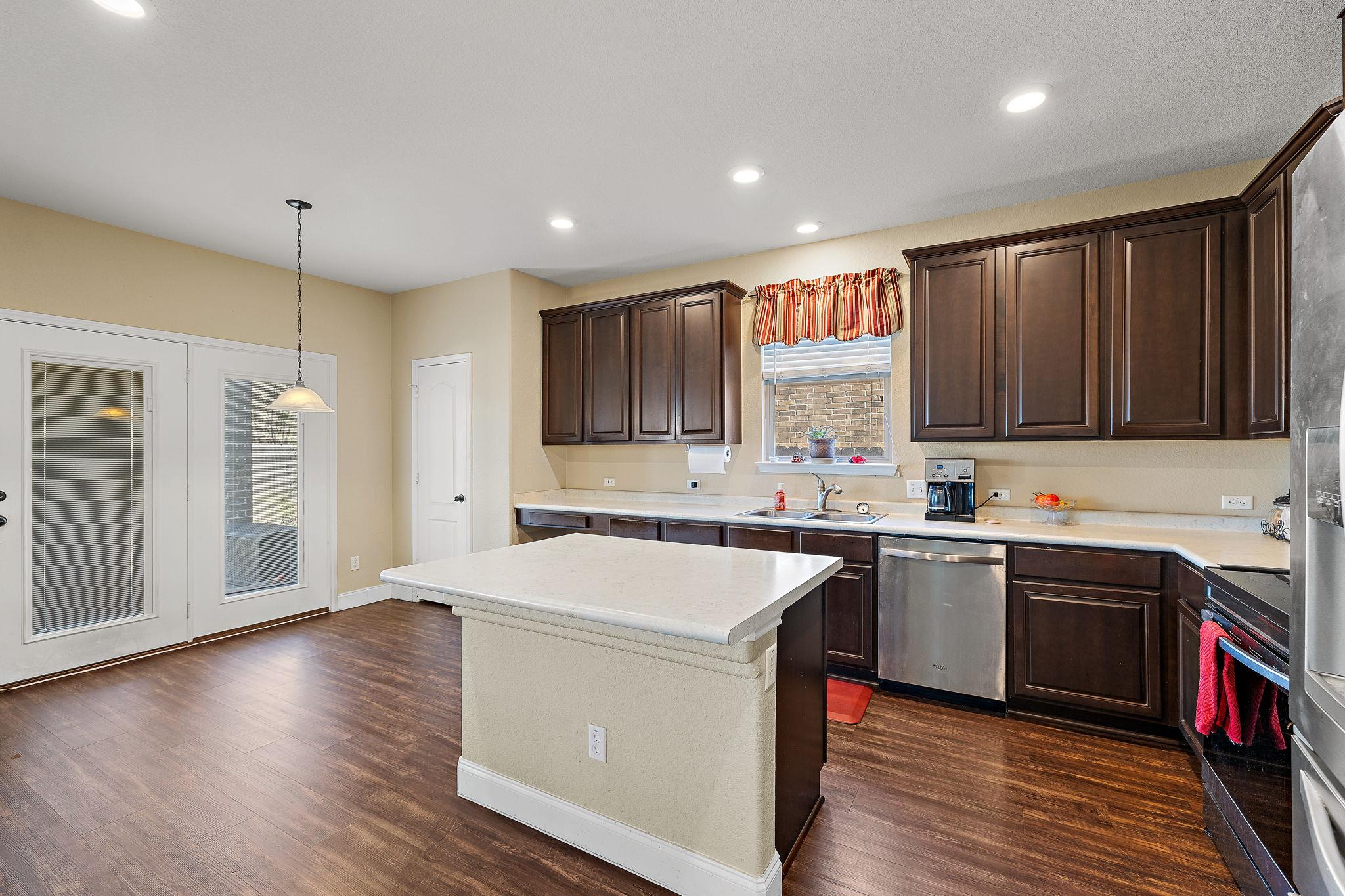 2950 E Old Settlers BLVD 29