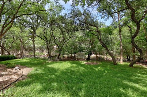 7518 Stonecliff DR Austin TX 78731