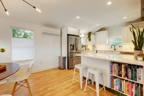 Tiny photo for 2000 E 8th ST, Austin, TX 78702 (MLS # 5817319)
