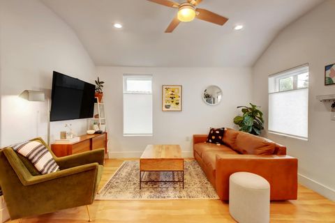Tiny photo for 2000 E 8th ST, Austin, TX 78702 (MLS # 5817319)