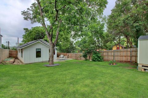 Tiny photo for 2000 E 8th ST, Austin, TX 78702 (MLS # 5817319)