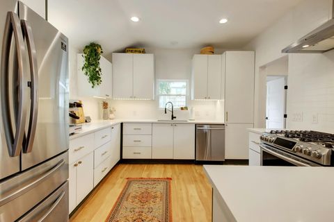 Tiny photo for 2000 E 8th ST, Austin, TX 78702 (MLS # 5817319)