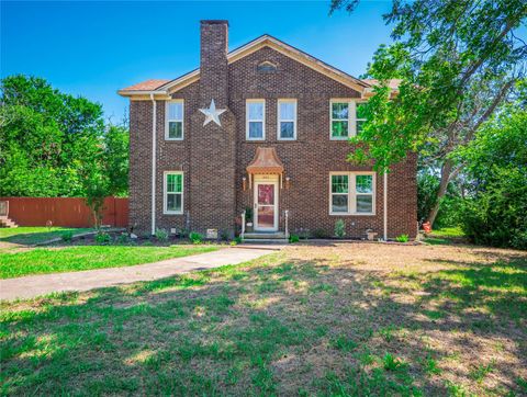 1543 W Clark ST Bartlett TX 76511