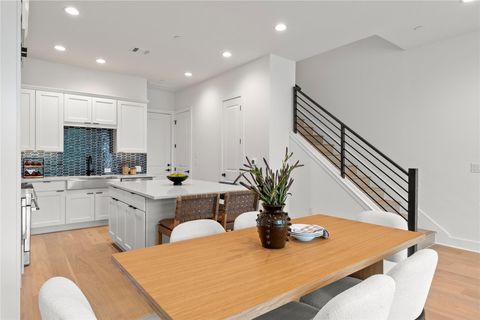 Tiny photo for 2707 Dulce LN #7, Austin, TX 78704 (MLS # 1311974)