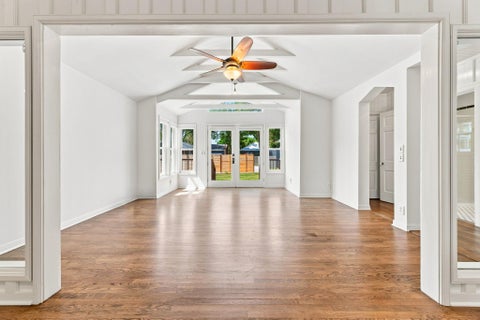 Photo of 811 E 45th ST, Austin, TX 78751 (MLS # 5744622)