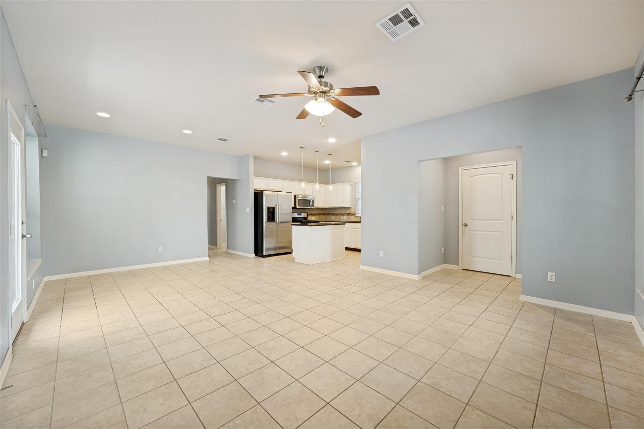 138 Wainscot Oak WAY