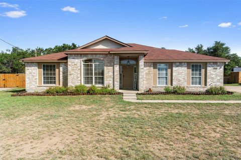 6005 La Mesa ST Leander TX 78645