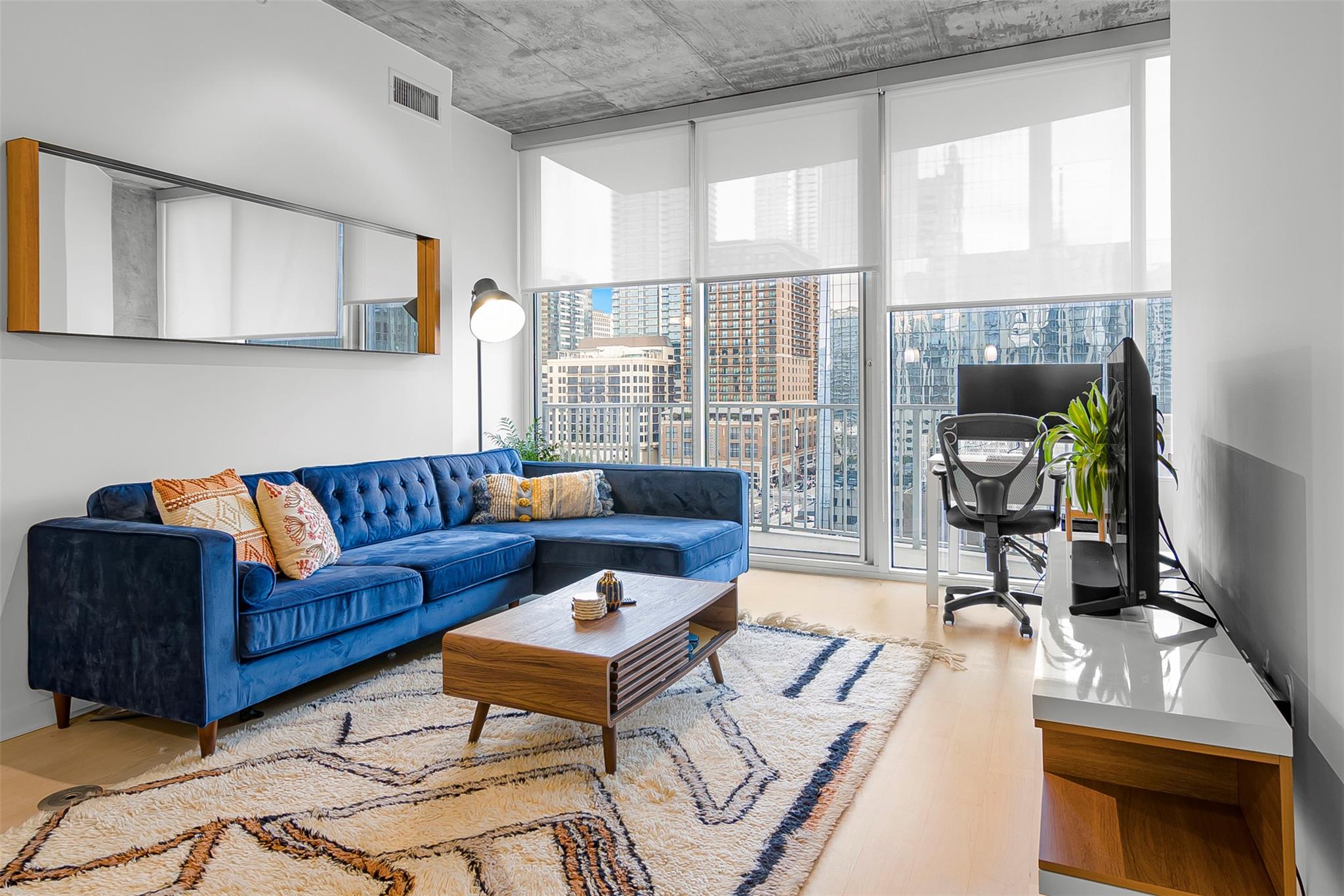 360 Nueces ST 1105
