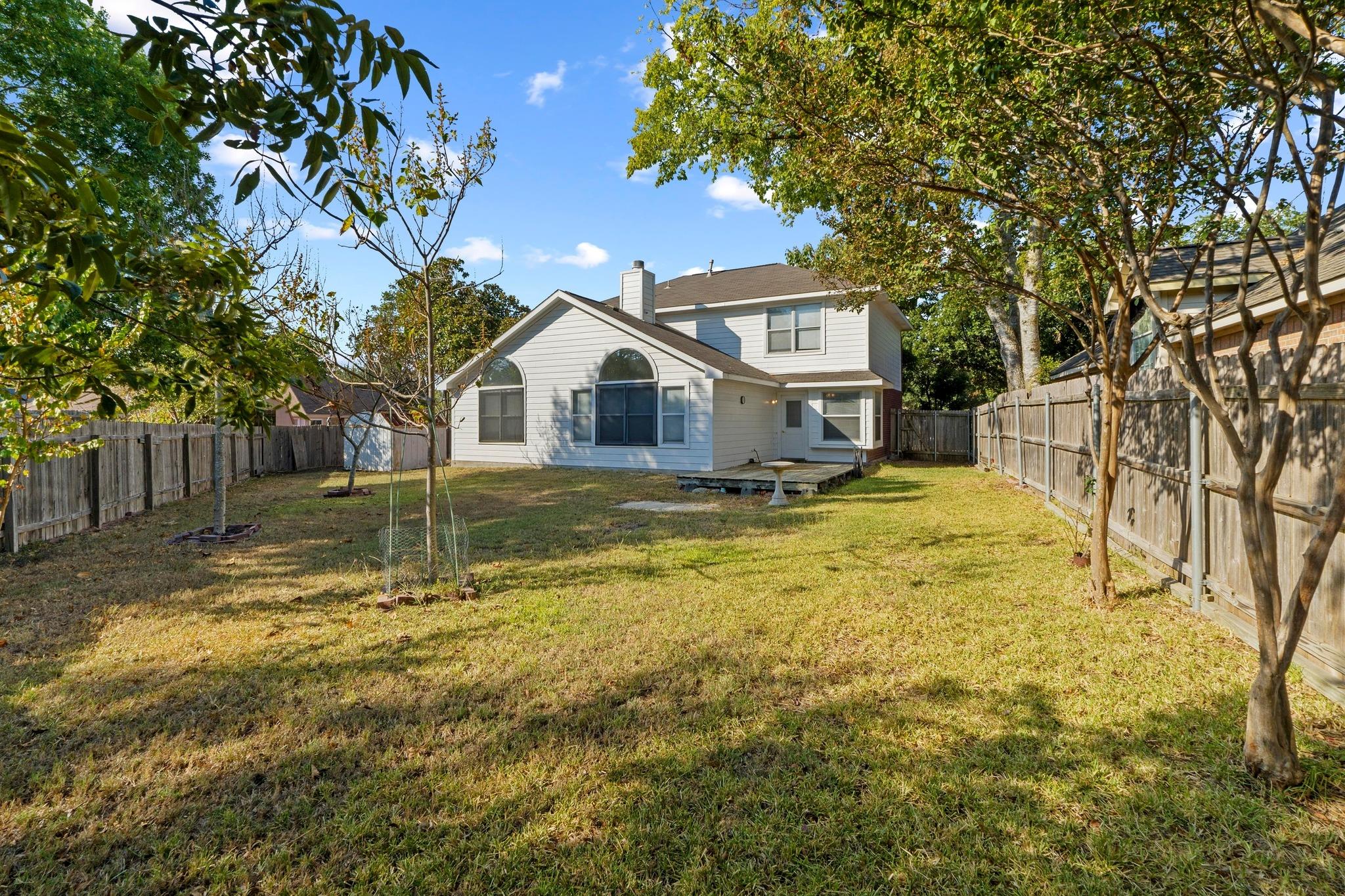 202 E Custers Creek BND