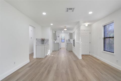 Tiny photo for 101 Clearday DR #104, Austin, TX 78745 (MLS # 2659397)