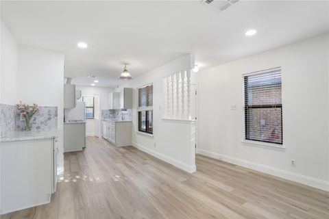 Tiny photo for 101 Clearday DR #104, Austin, TX 78745 (MLS # 2659397)