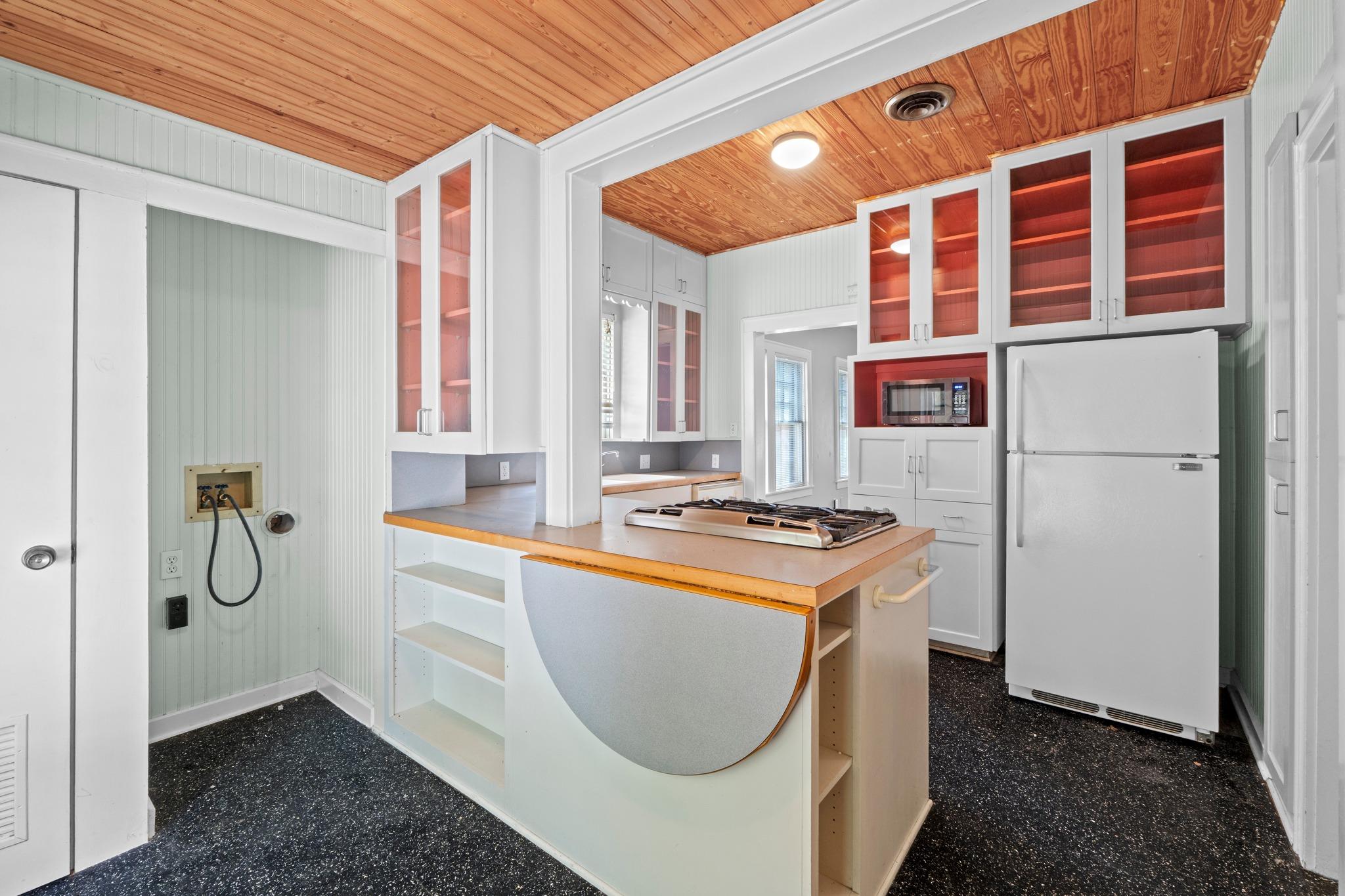 3014 Hemphill PARK