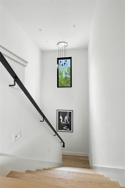 Tiny photo for 2411 Wilke DR, Austin, TX 78704 (MLS # 6989581)