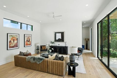 Tiny photo for 2411 Wilke DR, Austin, TX 78704 (MLS # 6989581)