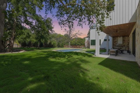 Tiny photo for 2411 Wilke DR, Austin, TX 78704 (MLS # 6989581)