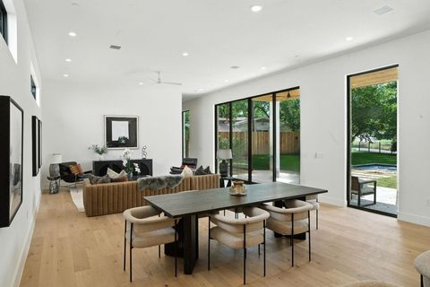 Tiny photo for 2411 Wilke DR, Austin, TX 78704 (MLS # 6989581)