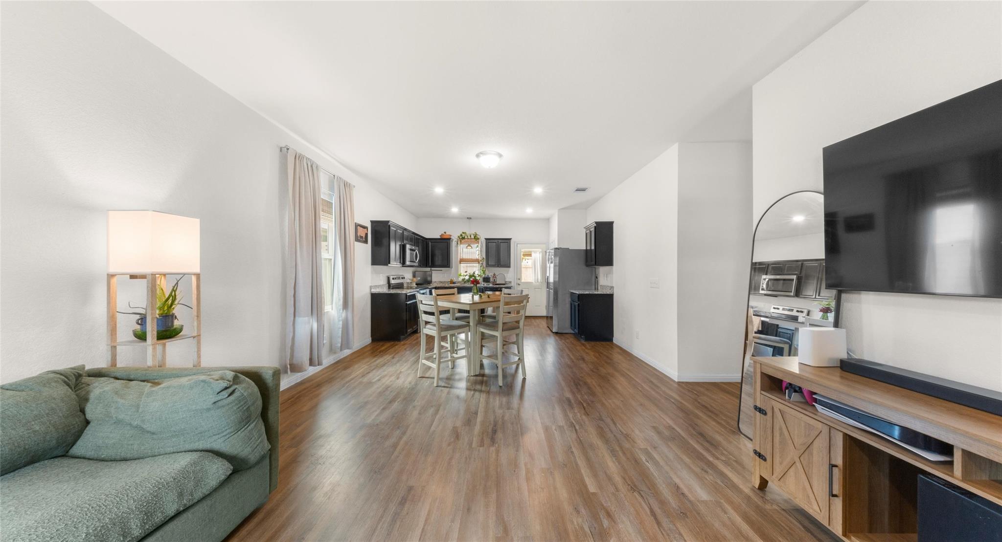 12713 Robert Taft ST