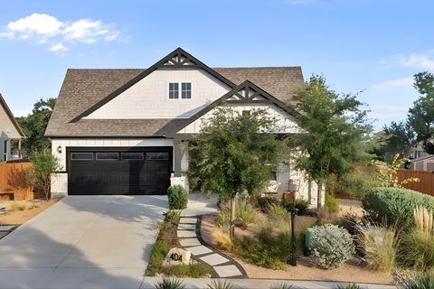 404 Climbing Rock LOOP Dripping Springs TX 78620