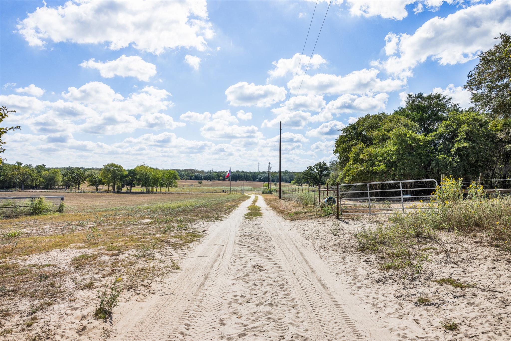 2135 Mule Creek RD