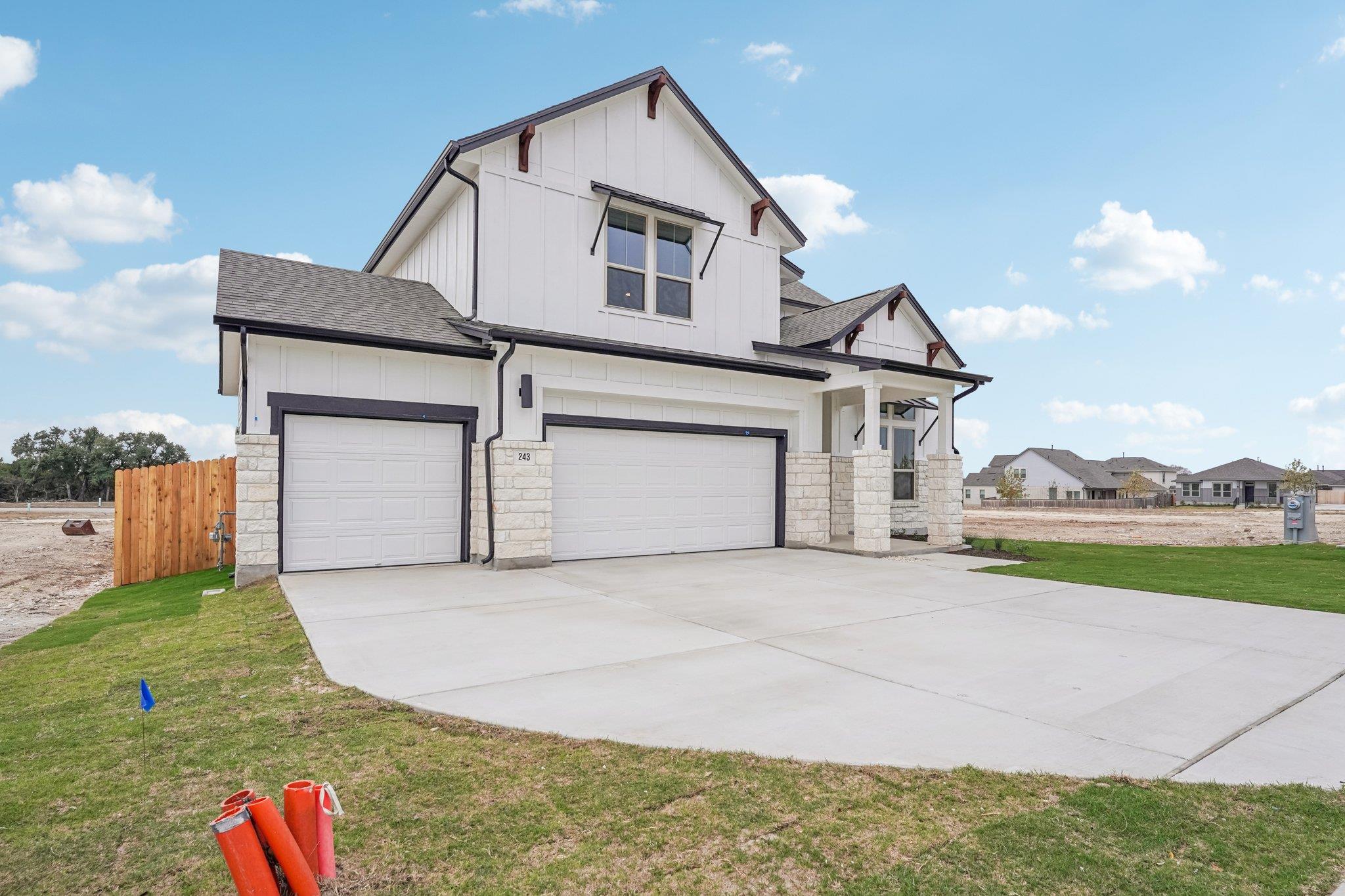 243 Tenny LN