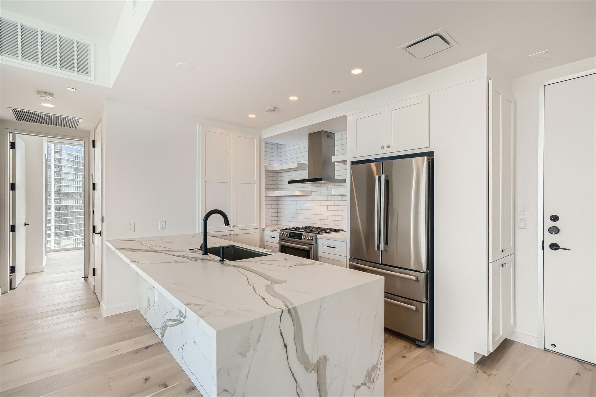 301 West Ave 2101