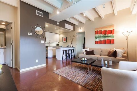 Photo of 2408 Leon ST #211, Austin, TX 78705 (MLS # 8841760)