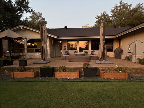 105 Melody ST Lakeway TX 78734