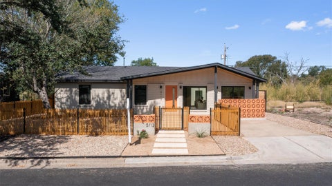Photo of 5112 Waterbrook DR, Austin, TX 78723 (MLS # 4473362)