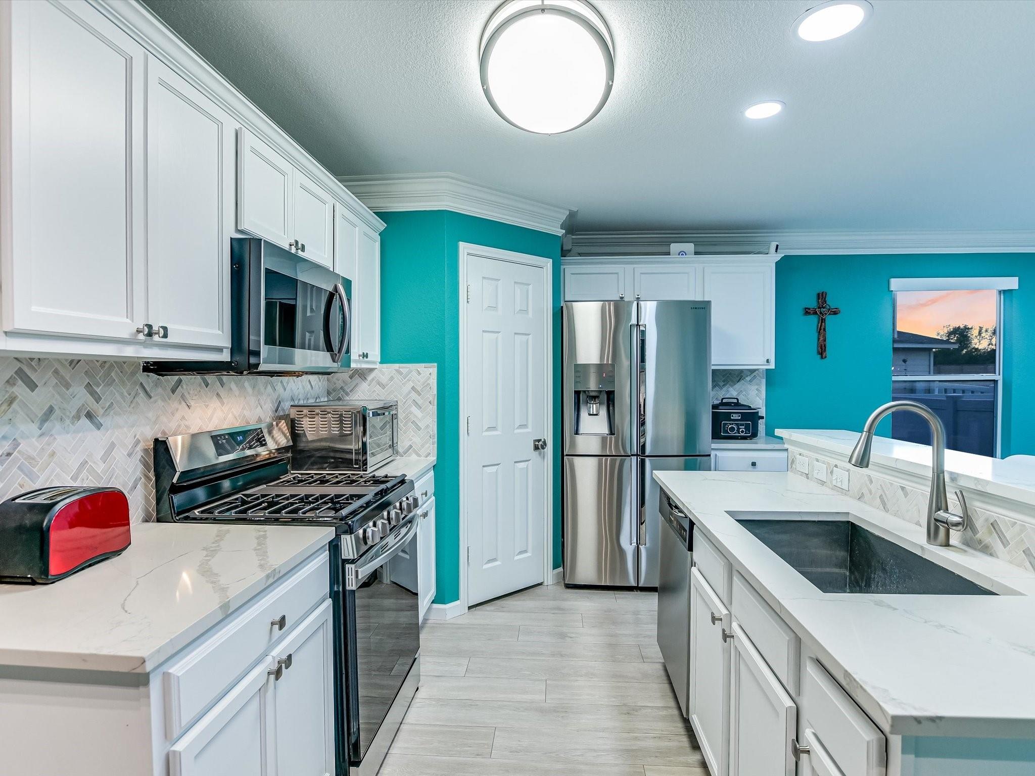 Cedar Park, Texas 78613, United States, 3 Bedrooms Bedrooms, ,3 BathroomsBathrooms,Residential,Pending,30906