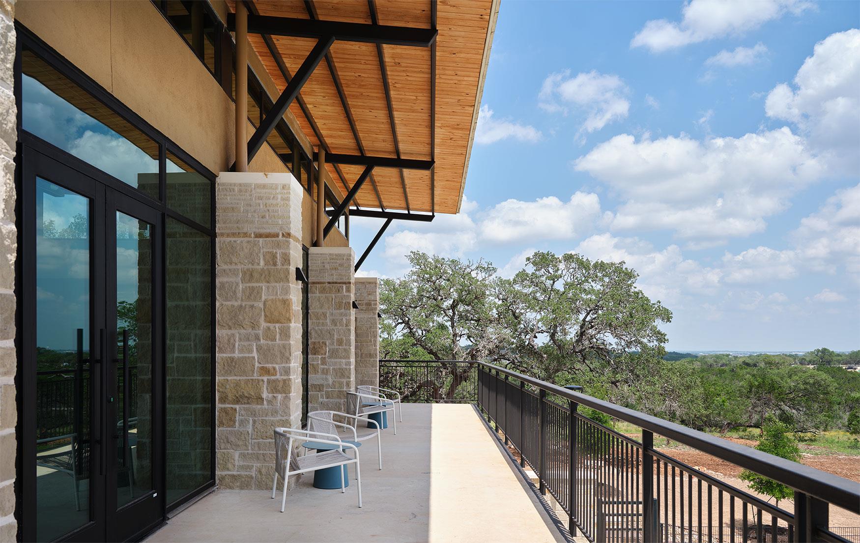 205 Country Cat LN