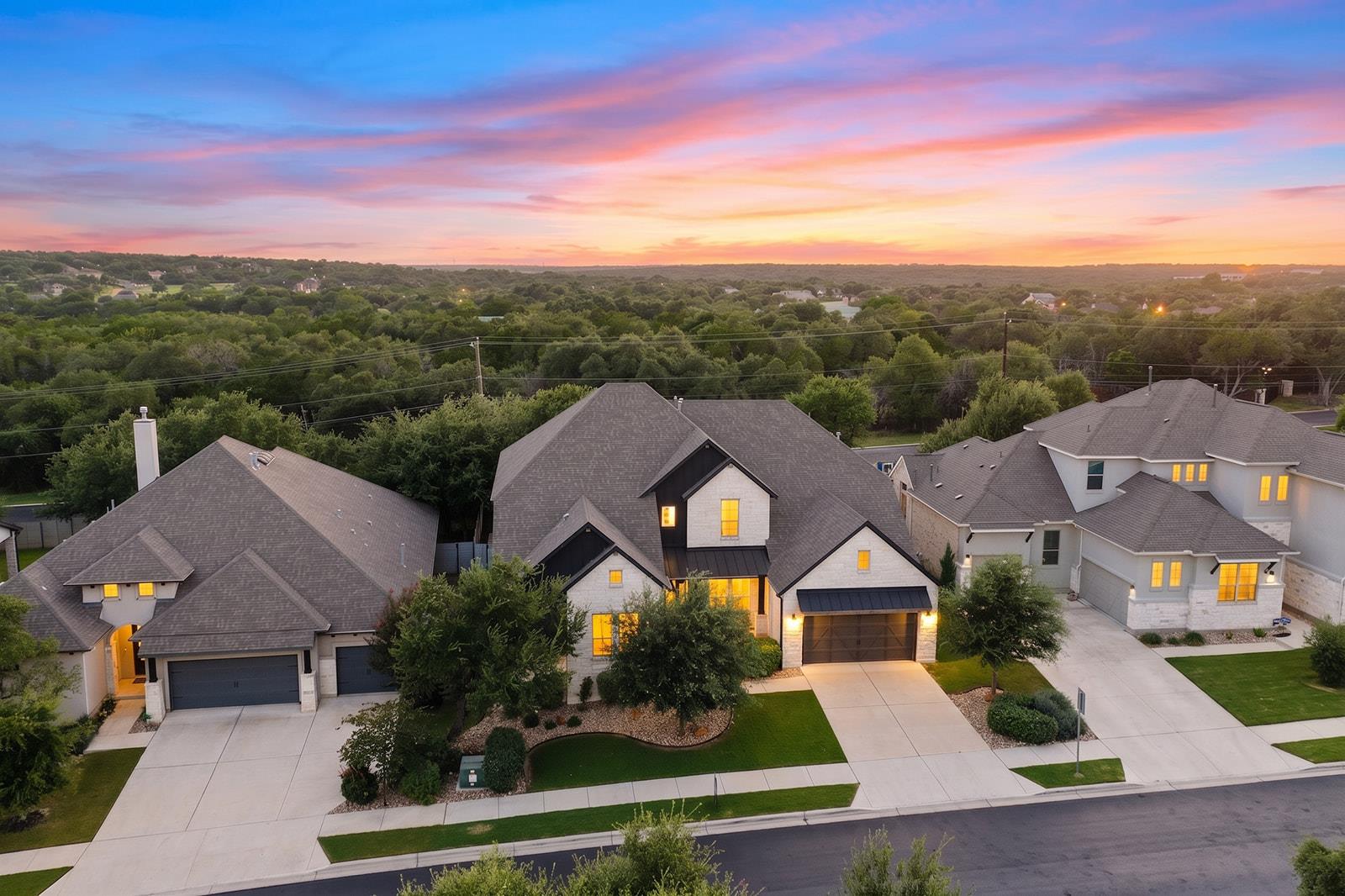 229 Iva June LN
